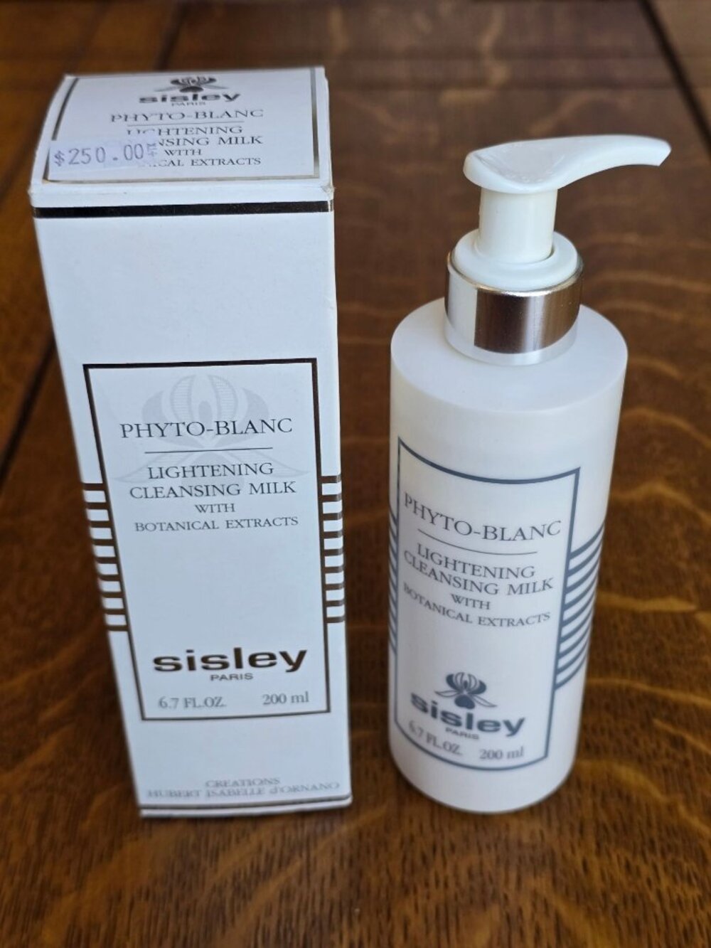 Sisley Paris Phyto-Blanc Lightening Cleansing Milk 200ml